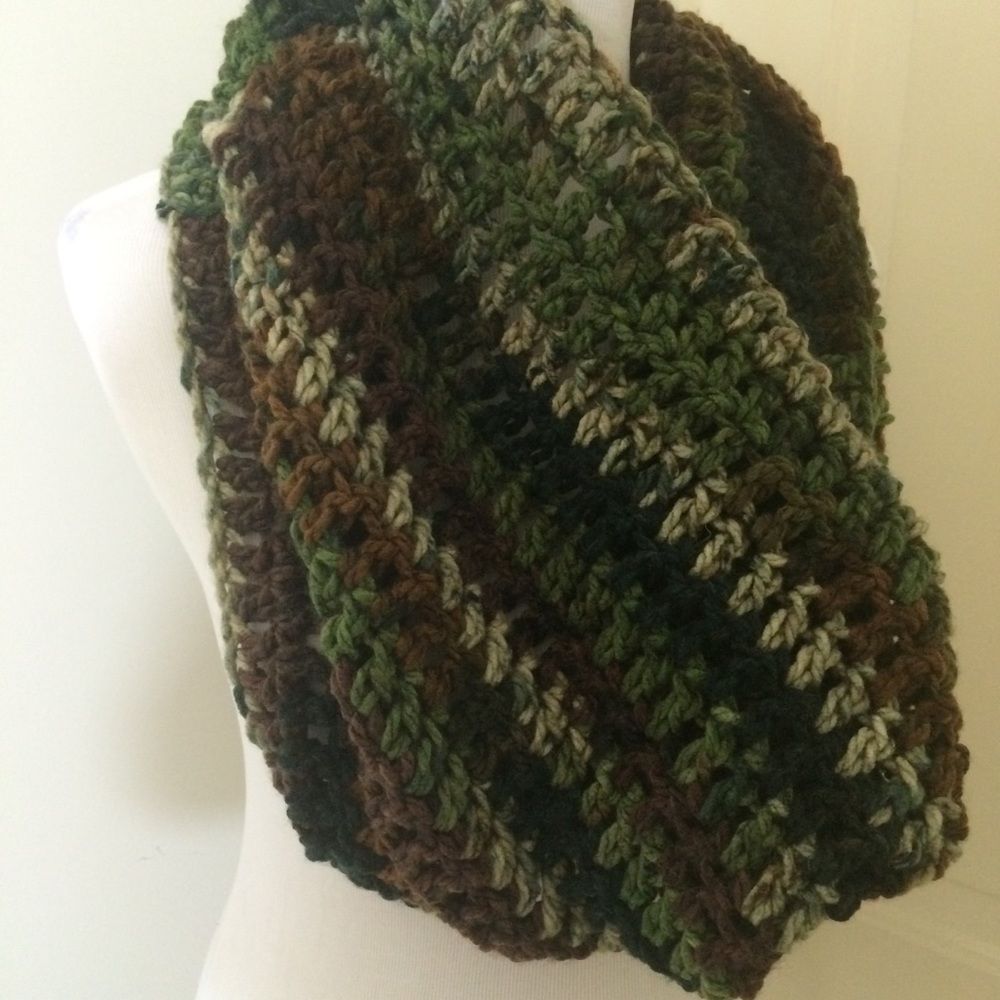 Chunky Scarf/Cowl - NEW - Handmade Green Multi